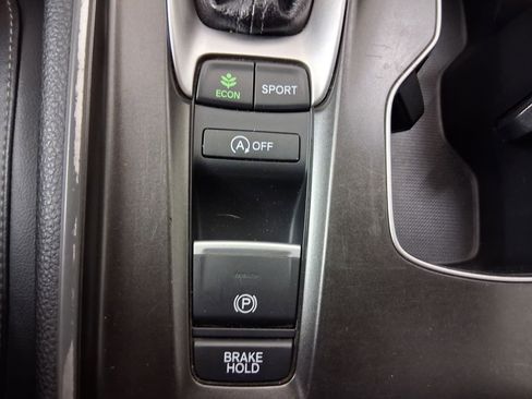 Used 2021 Honda Accord Sport image 17