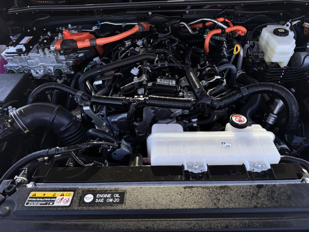 Used 2025 Toyota 4Runner TRD Off-Road Premium w/ Tow Technology Package AWD/4WD image 32