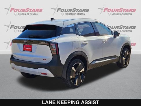 New 2026 Nissan Kicks SR image 4