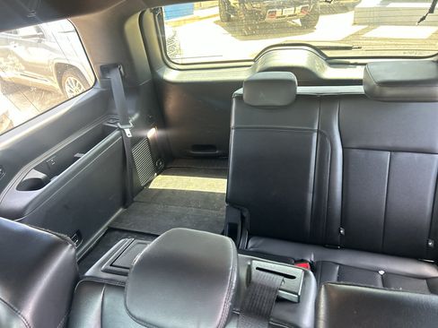 Used 2019 Ford Expedition XLT w/ Equipment Group 202A RWD image 7