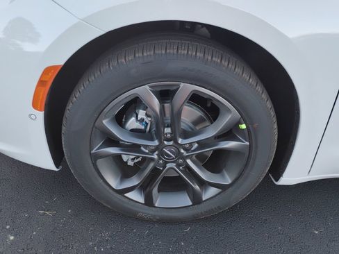 New 2026 Chrysler Pacifica Select image 9