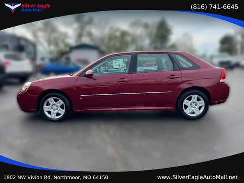 Used 2006 Chevrolet Malibu LT w/ Front Seating Package FWD image 2