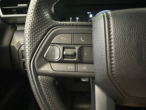Used 2024 Toyota Tacoma SR AWD/4WD image 10