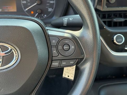 Used 2024 Toyota Corolla LE image 21