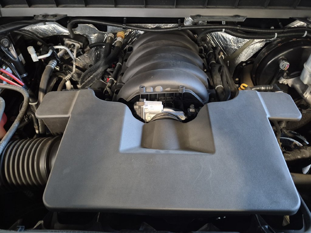Used 2018 Chevrolet Silverado 1500 High Country AWD/4WD image 18