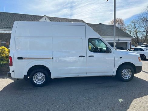Used 2020 Nissan NV 2500 S RWD image 9