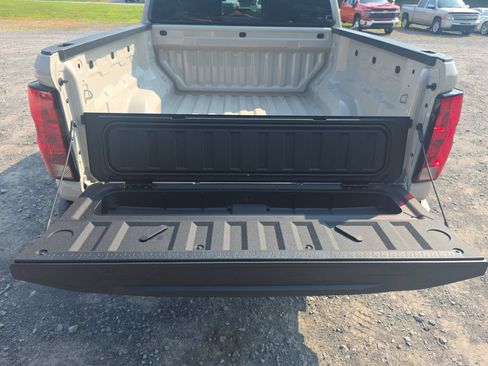 New 2026 Chevrolet Colorado Trail Boss AWD/4WD image 27