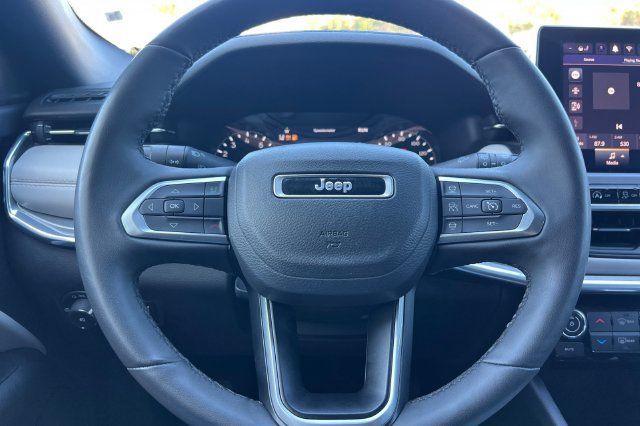 Used 2024 Jeep Compass Limited AWD/4WD image 26