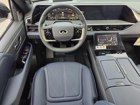 New 2026 INFINITI QX80 4WD image 13