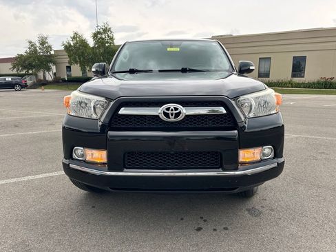 Used 2013 Toyota 4Runner Limited AWD/4WD image 2