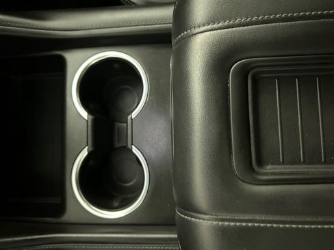 Used 2024 Chevrolet Tahoe LS RWD image 23