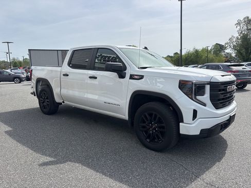 Used 2024 GMC Sierra 1500 Pro w/ Graphite Edition image 9