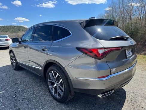 Used 2023 Acura MDX SH-AWD w/ Technology Package image 6