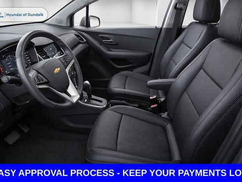 Used 2019 Chevrolet Trax LT w/ LT Convenience Package FWD image 10