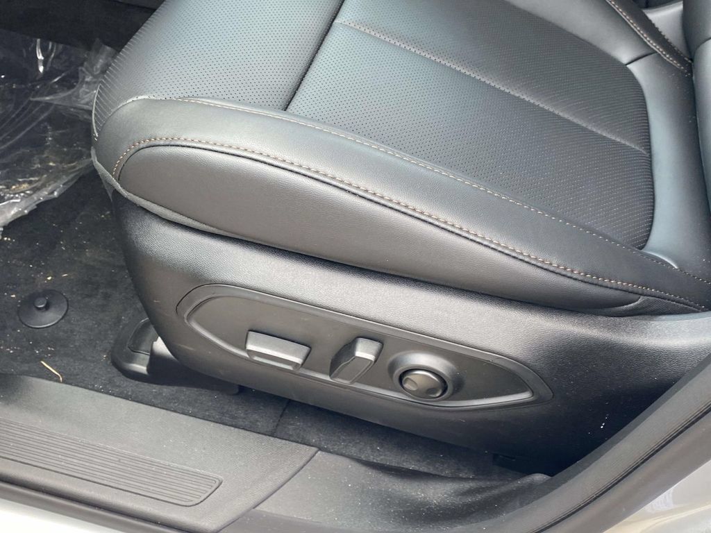 New 2026 Jeep Cherokee Limited AWD/4WD image 43