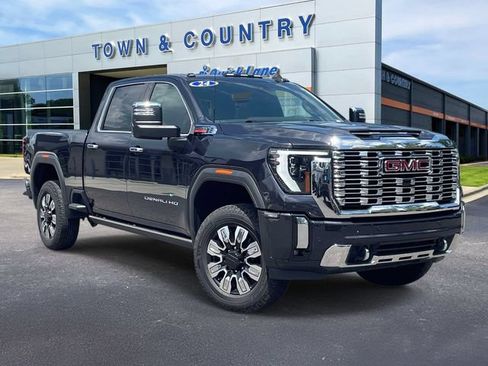 Used 2024 GMC Sierra 2500 Denali w/ Denali Reserve Package AWD/4WD image 1