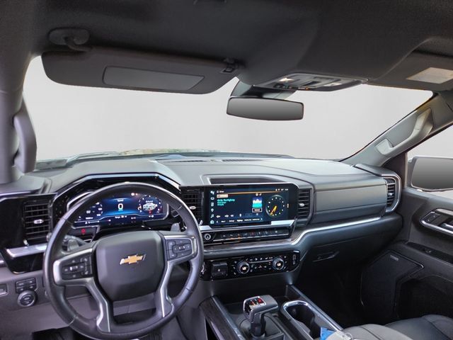 Used 2023 Chevrolet Silverado 1500 LTZ w/ LTZ Convenience Package II AWD/4WD image 10