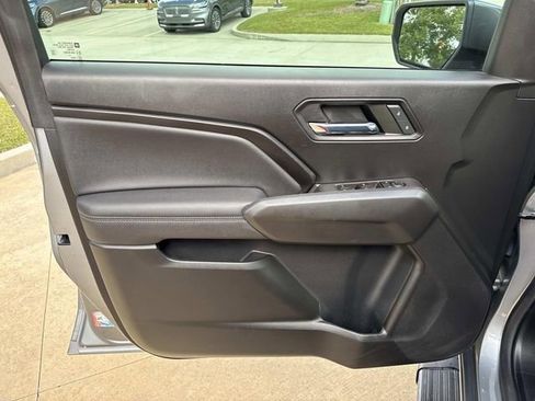 Used 2023 Chevrolet Colorado LT w/ LT Convenience Package II image 20