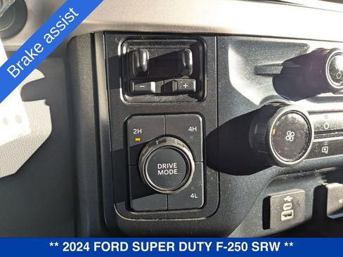 Used 2024 Ford F250 XLT w/ Snow Plow Prep Package image 26