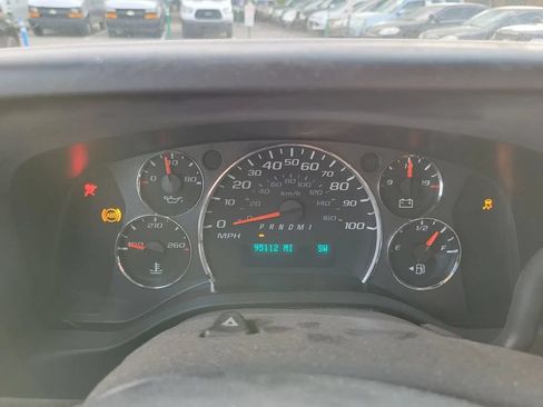 Used 2011 Chevrolet Express 3500 LS RWD image 29