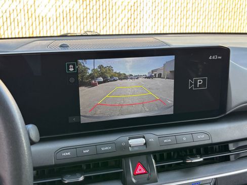 Used 2025 Kia K4 FWD image 22