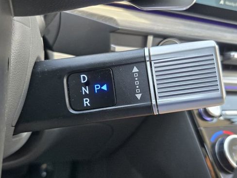 Used 2025 Hyundai Santa Fe Calligraphy image 21