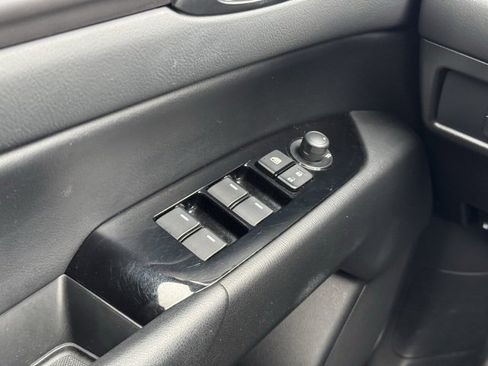 Used 2018 MAZDA CX-5 Touring image 30