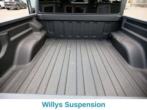 New 2025 Jeep Gladiator Willys image 23