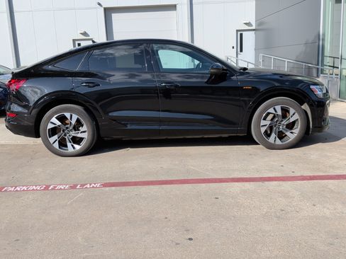 Certified 2023 Audi e-tron Premium w/ Convenience Plus Package AWD/4WD image 11