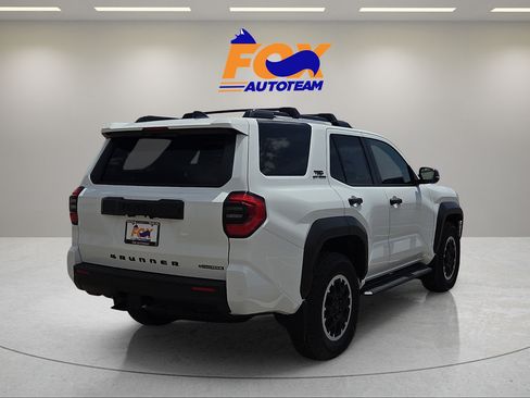 New 2026 Toyota 4Runner TRD Off-Road Premium AWD/4WD image 4