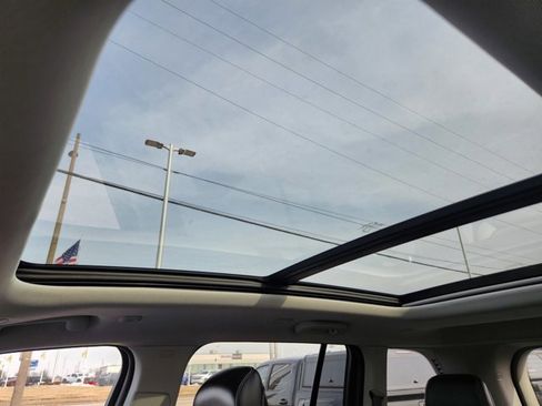 Used 2022 Jeep Grand Cherokee Limited 4xe image 19