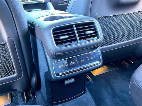 Used 2022 Mercedes-Benz GLS 450 4MATIC w/ AMG Line Exterior image 10