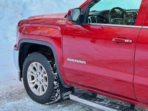 Used 2018 GMC Sierra 1500 SLE w/ SLE Value Package AWD/4WD image 17
