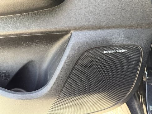 Used 2022 Kia Sportage EX w/ EX Technology Package image 31