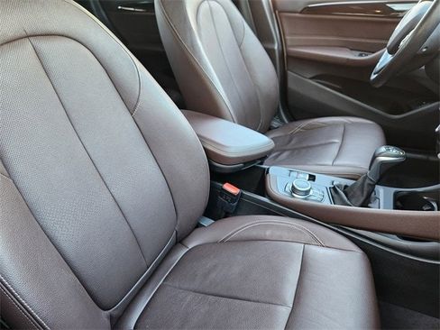 Used 2019 BMW X1 sDrive28i w/ Convenience Package image 10
