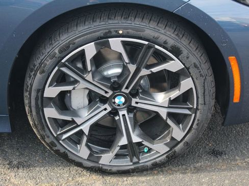 New 2026 BMW 330i xDrive Sedan w/ Premium Package AWD/4WD image 12