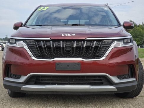 Used 2022 Kia Carnival LX FWD image 14