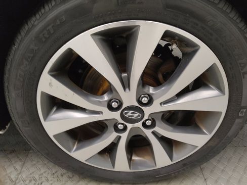 Used 2017 Hyundai Accent Value Edition image 31