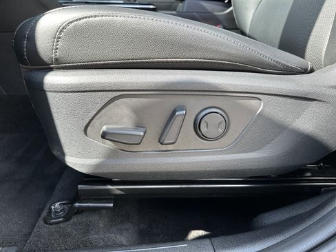 Used 2024 Kia Sportage EX image 10