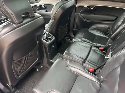Certified 2026 Volvo XC90 T8 Ultra w/ Protection Package AWD/4WD image 14