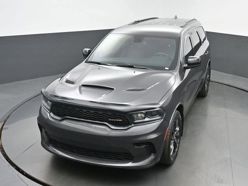 Used 2023 Dodge Durango R/T w/ Blacktop Package RWD image 9