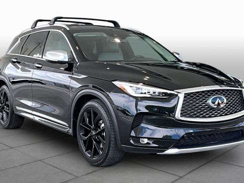 Used 2023 INFINITI QX50 Sensory w/ Accent Package AWD/4WD image 2