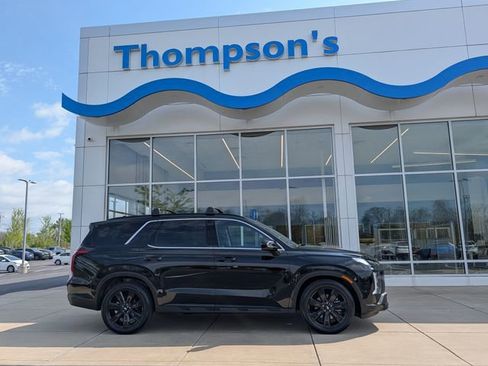 Used 2024 Hyundai Palisade XRT image 2