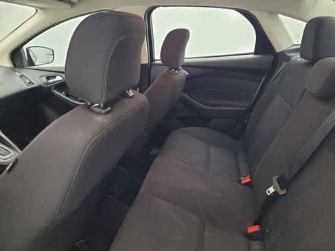 Used 2018 Ford Focus SE image 18