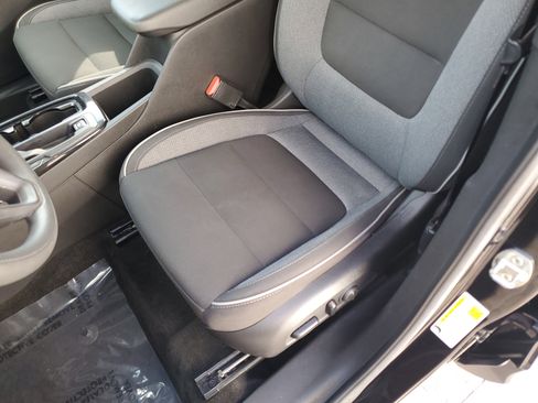 Used 2022 Chevrolet TrailBlazer LT w/ Convenience Package image 19