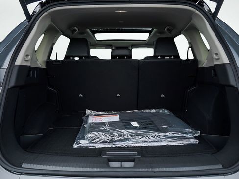 New 2026 Nissan Rogue Platinum image 8