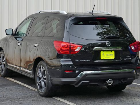 Used 2017 Nissan Pathfinder Platinum AWD/4WD image 54