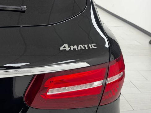 Used 2019 Mercedes-Benz GLC 300 4MATIC image 37