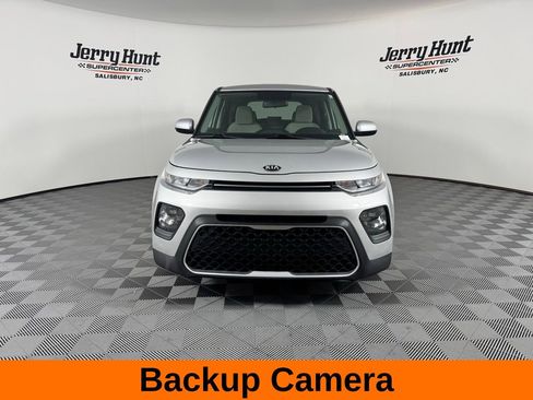 Used 2021 Kia Soul LX image 5