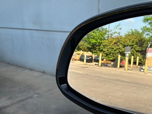 Used 2019 BMW X5 xDrive40i w/ Premium Package image 23